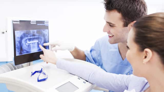 מה קורה במהלך ביקור במרפאת השיניים?